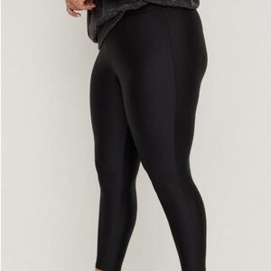 Torrid Signature Black Stretch Liquid Legging size 3X